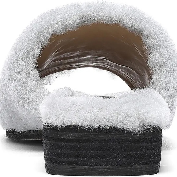 DONALD PLINER 'LESLIE' LT. GREY SHEARLING SLIDES / SZ 8 / NIB / SOLD OUT & HTF! - Picture 2 of 5